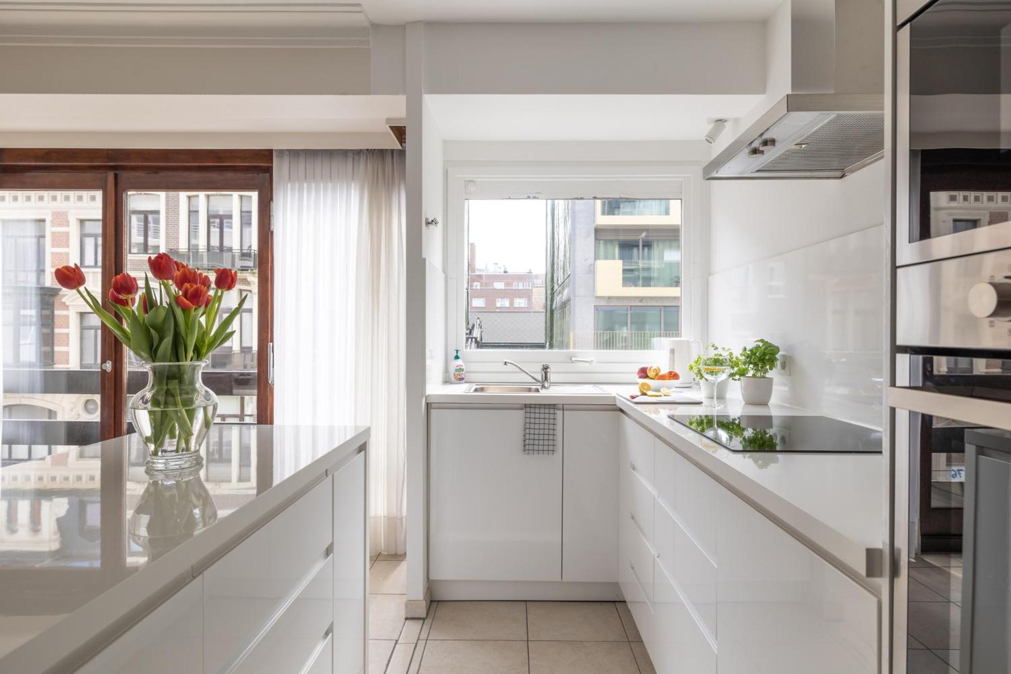 Weloveoostende - Newly Renovated Large Apartment 150M From The Beach - Including Bed Sheets And Final Clea-Ning エクステリア 写真